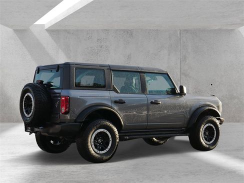 Certified 2022 Ford Bronco 4-Door w/ Sasquatch Package image 3