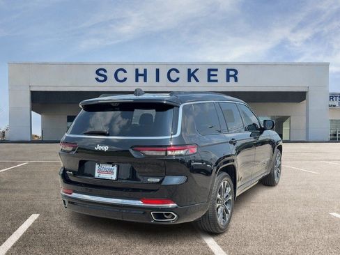 Used 2024 Jeep Grand Cherokee L Overland w/ Luxury Tech Group IV AWD/4WD image 3