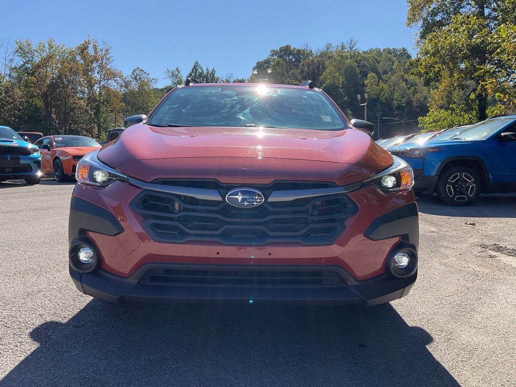 Used 2025 Subaru Crosstrek 2.5i Premium AWD/4WD image 2