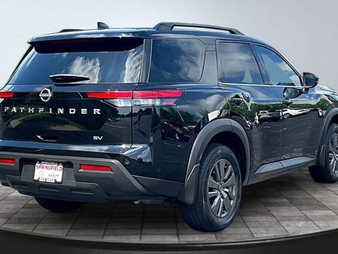 Used 2024 Nissan Pathfinder SV FWD image 6