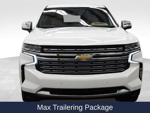 Used 2021 Chevrolet Suburban Premier w/ Premium Package image 3