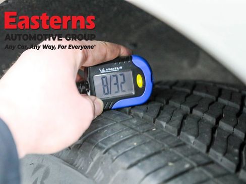 Used 2021 Cadillac Escalade ESV Premium Luxury Platinum image 36