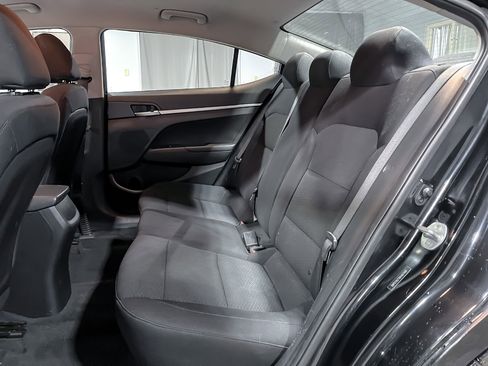Used 2019 Hyundai Elantra SE w/ Cargo Package image 15