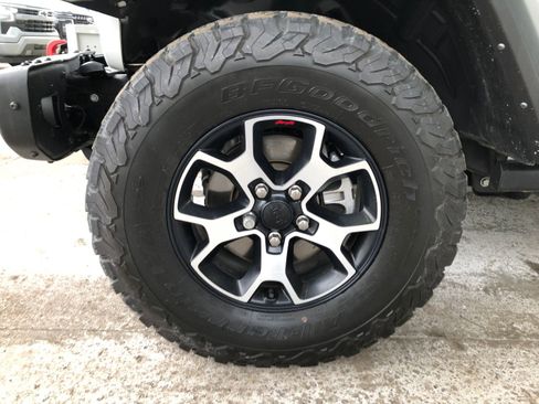 Used 2022 Jeep Wrangler Unlimited Rubicon w/ Steel Bumper Group image 4