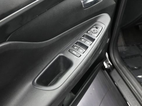 Used 2023 Hyundai Santa Fe SE image 10