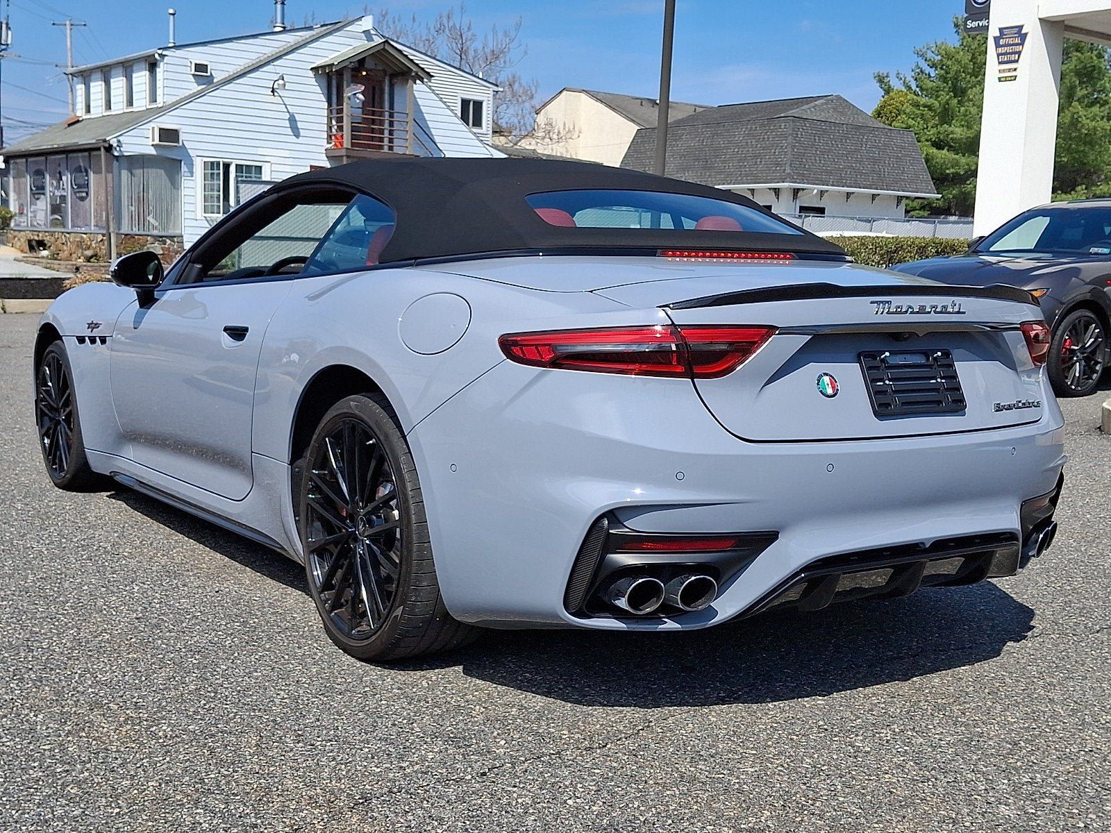 Used 2024 Maserati GranCabrio Trofeo AWD/4WD image 14