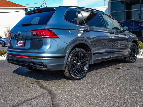 Used 2022 Volkswagen Tiguan SE R-Line image 6