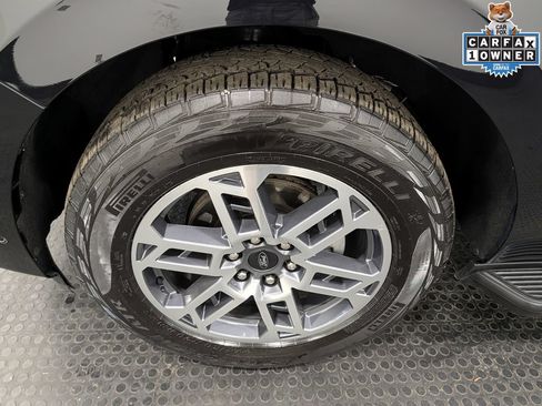 Used 2025 Ford Expedition Active AWD/4WD image 7