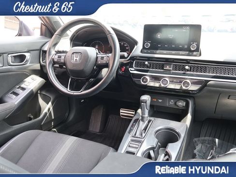Used 2023 Honda Civic Sport image 14