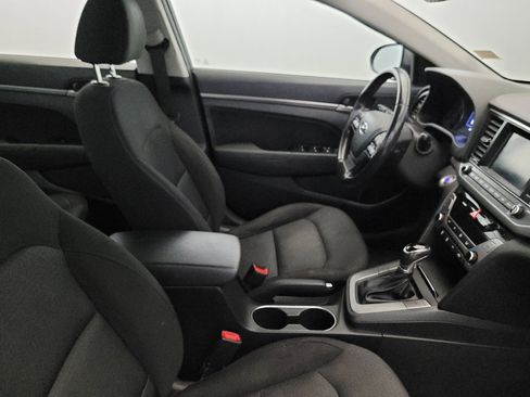 Used 2018 Hyundai Elantra Value Edition FWD image 21
