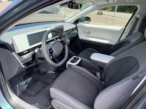 Certified 2024 Hyundai Ioniq 5 SEL RWD image 9