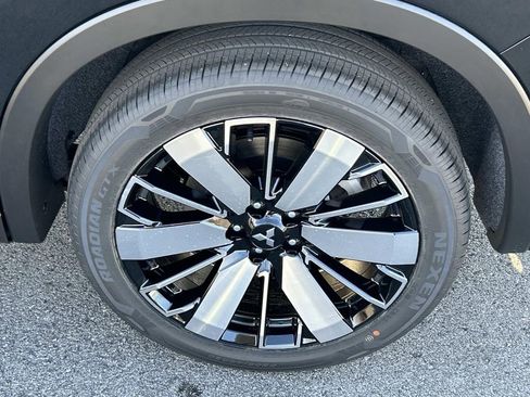 New 2026 Mitsubishi Outlander SE FWD image 13