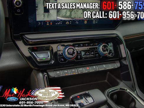 Used 2024 GMC Sierra 1500 AT4 w/ Technology Package AWD/4WD image 20