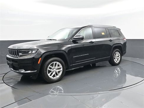 Used 2021 Jeep Grand Cherokee L Laredo w/ Luxury Tech Group I image 2