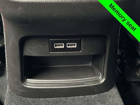 Used 2020 Alfa Romeo Stelvio AWD w/ Cold Weather Package image 21