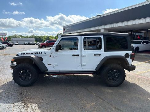 Used 2022 Jeep Wrangler Unlimited Rubicon w/ LED Lighting Group AWD/4WD image 10