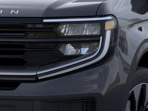 New 2026 Ford Expedition Platinum AWD/4WD image 18