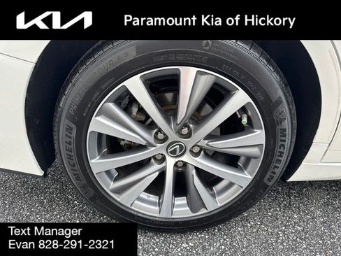 Used 2020 Lexus ES 350 w/ Premium Package FWD image 9