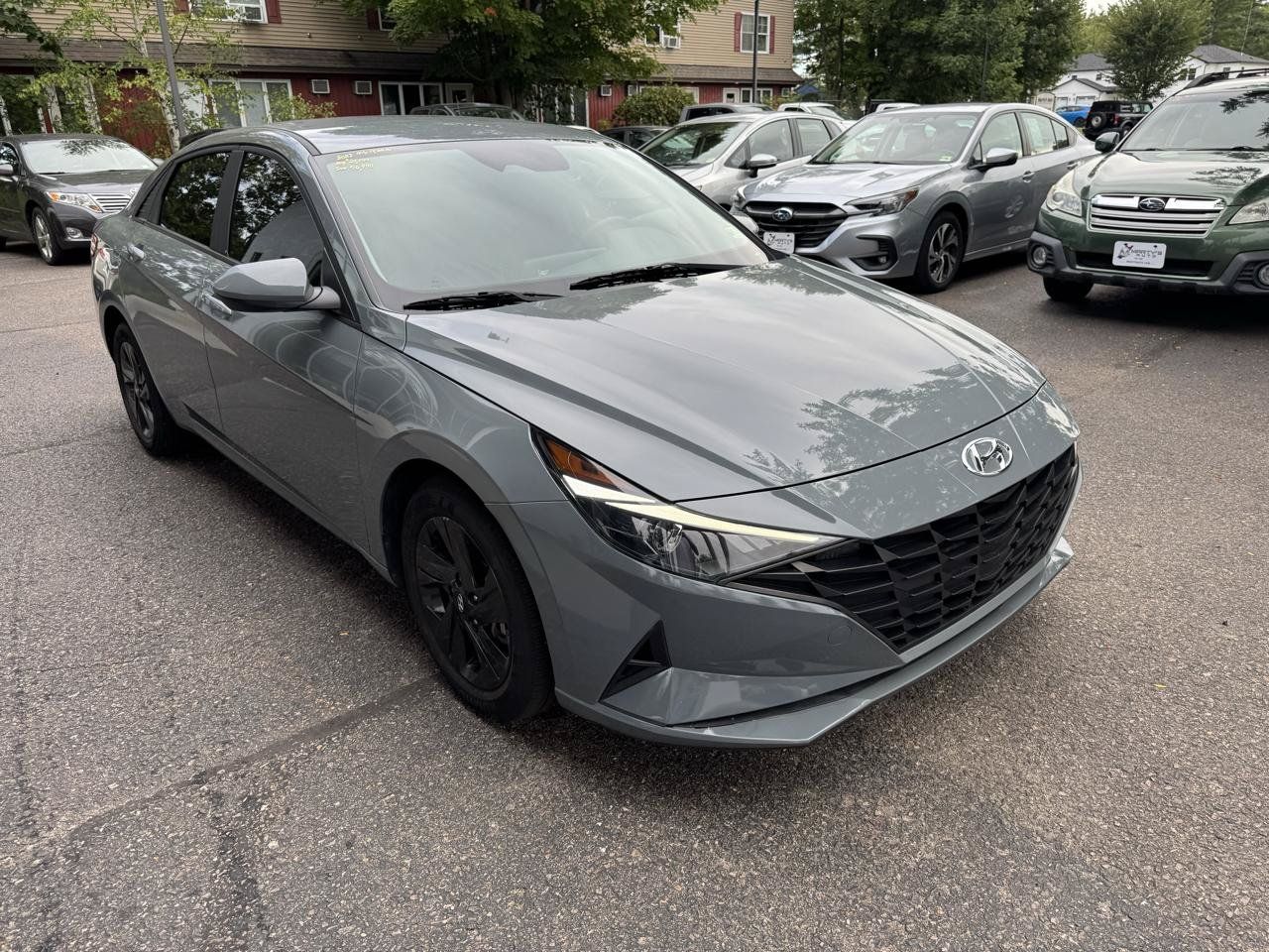 Used 2023 Hyundai Elantra SEL FWD image 7