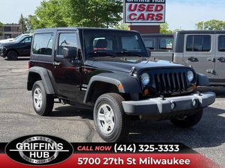 Used 2013 Jeep Wrangler Sport AWD/4WD video 1