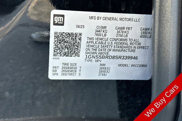 Used 2025 Chevrolet Suburban LS RWD image 35