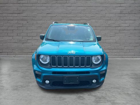 Used 2022 Jeep Renegade Latitude AWD/4WD image 9