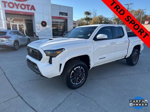 Used 2024 Toyota Tacoma TRD Sport image 1