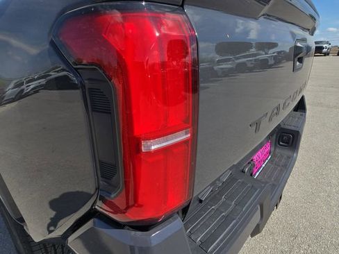 New 2026 Toyota Tacoma SR5 AWD/4WD image 33