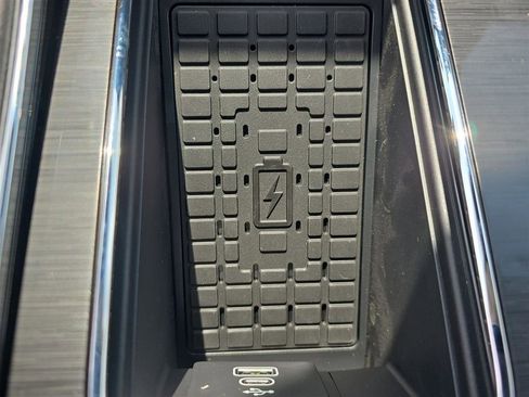 New 2025 Lincoln Aviator 2WD w/ Equipment Group 101A image 20