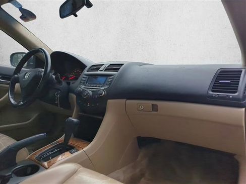 Used 2005 Honda Accord EX-L image 25