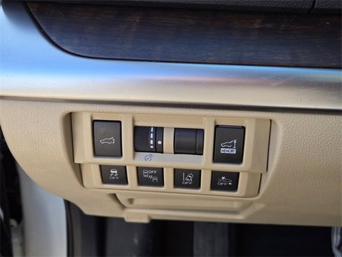 Used 2019 Subaru Outback 3.6R Limited image 35