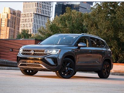 Certified 2024 Volkswagen Taos SEL