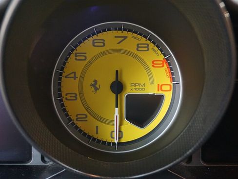 Used 2010 Ferrari 458 Italia Coupe RWD image 40