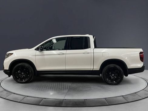 Certified 2024 Honda Ridgeline Black Edition image 2