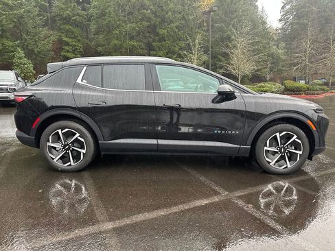 New 2026 Chevrolet Equinox EV LT image 6