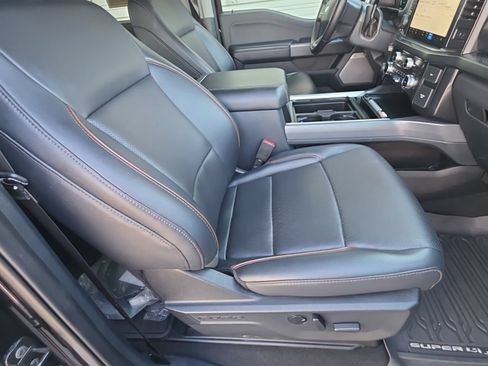 Used 2025 Ford F350 Lariat w/ Lariat Ultimate Package AWD/4WD image 43