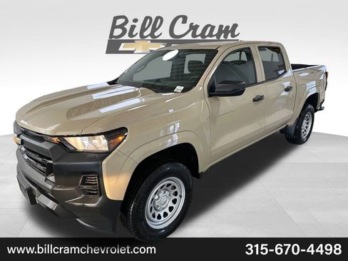 Used 2024 Chevrolet Colorado W/T image 1