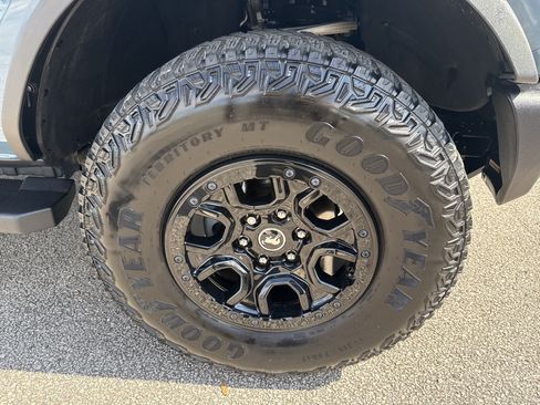 Used 2022 Ford Bronco Wildtrak AWD/4WD image 12