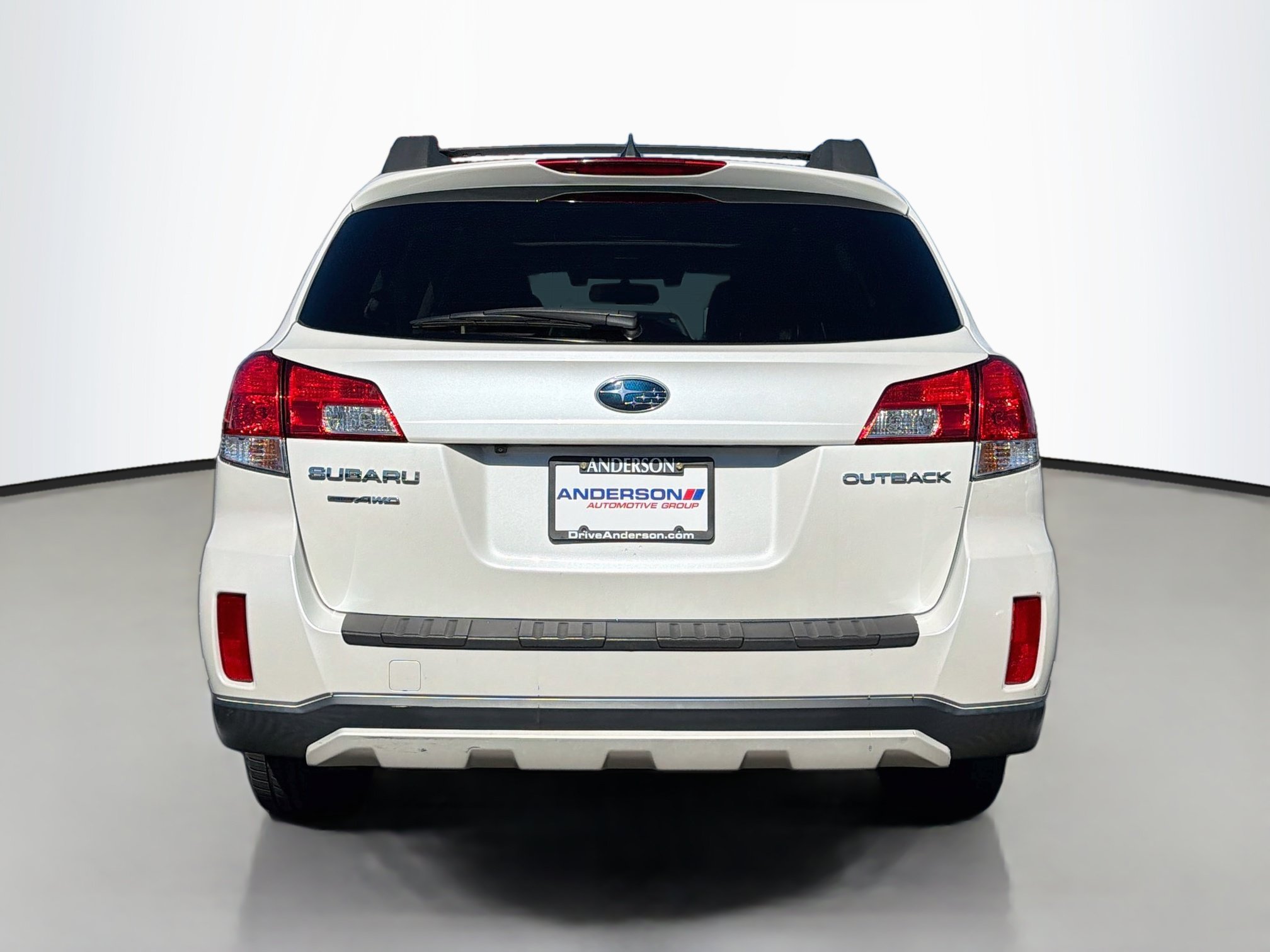 Used 2014 Subaru Outback 2.5i Limited AWD/4WD image 6