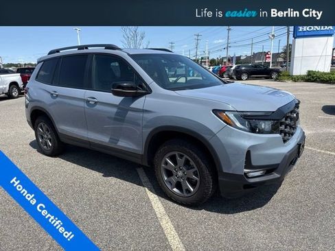 Certified 2024 Honda Passport TrailSport image 1
