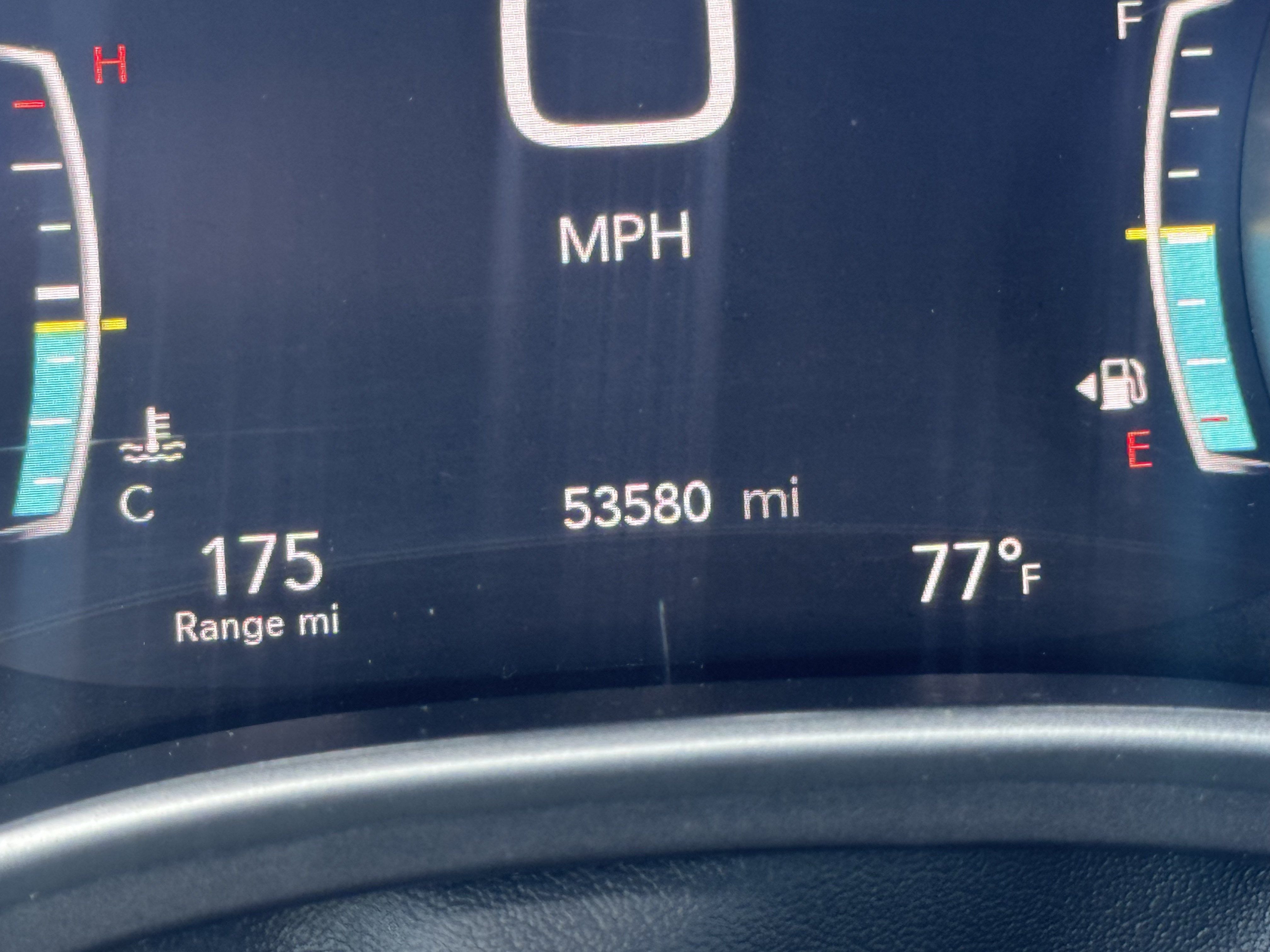 Used 2024 Chrysler Pacifica Touring-L FWD image 22