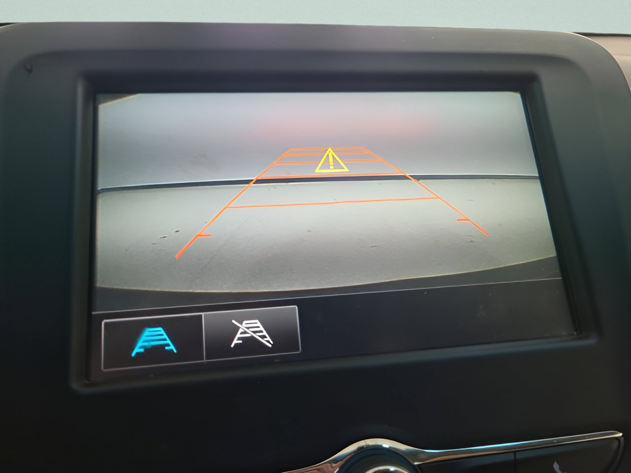 Used 2018 Chevrolet Equinox LT FWD image 30