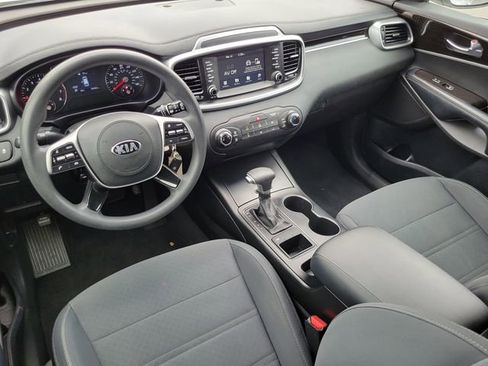 Certified 2020 Kia Sorento LX FWD image 24