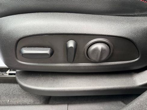 Used 2024 Chevrolet Equinox RS image 14