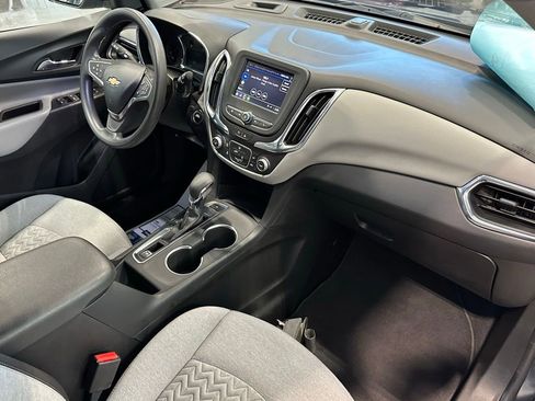 Used 2022 Chevrolet Equinox LT image 30