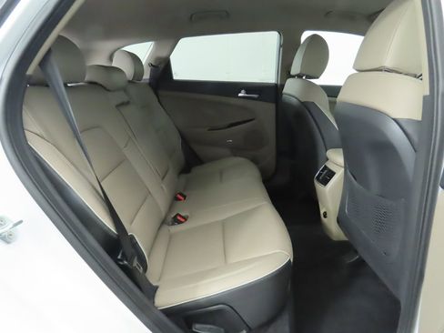 Used 2021 Hyundai Tucson Limited w/ Cargo Package image 22