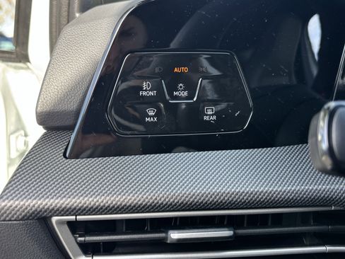 New 2026 Volkswagen GTI SE image 21