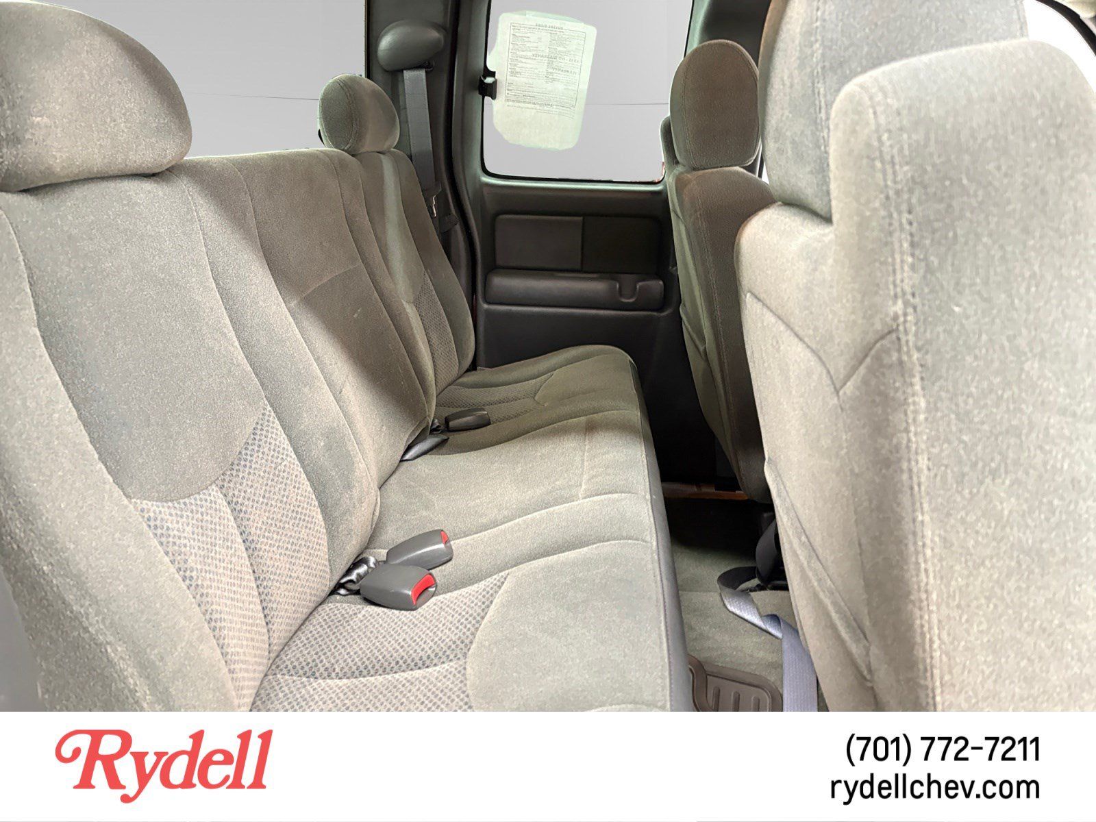 Used 2004 Chevrolet Silverado 1500 LS w/ Light Duty Power Package AWD/4WD image 17