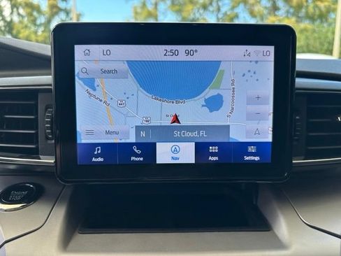 Used 2023 Ford Explorer XLT w/ Equipment Group 202A RWD image 19