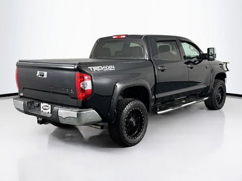 Used 2018 Toyota Tundra SR5 w/ TRD Off Road Package image 11